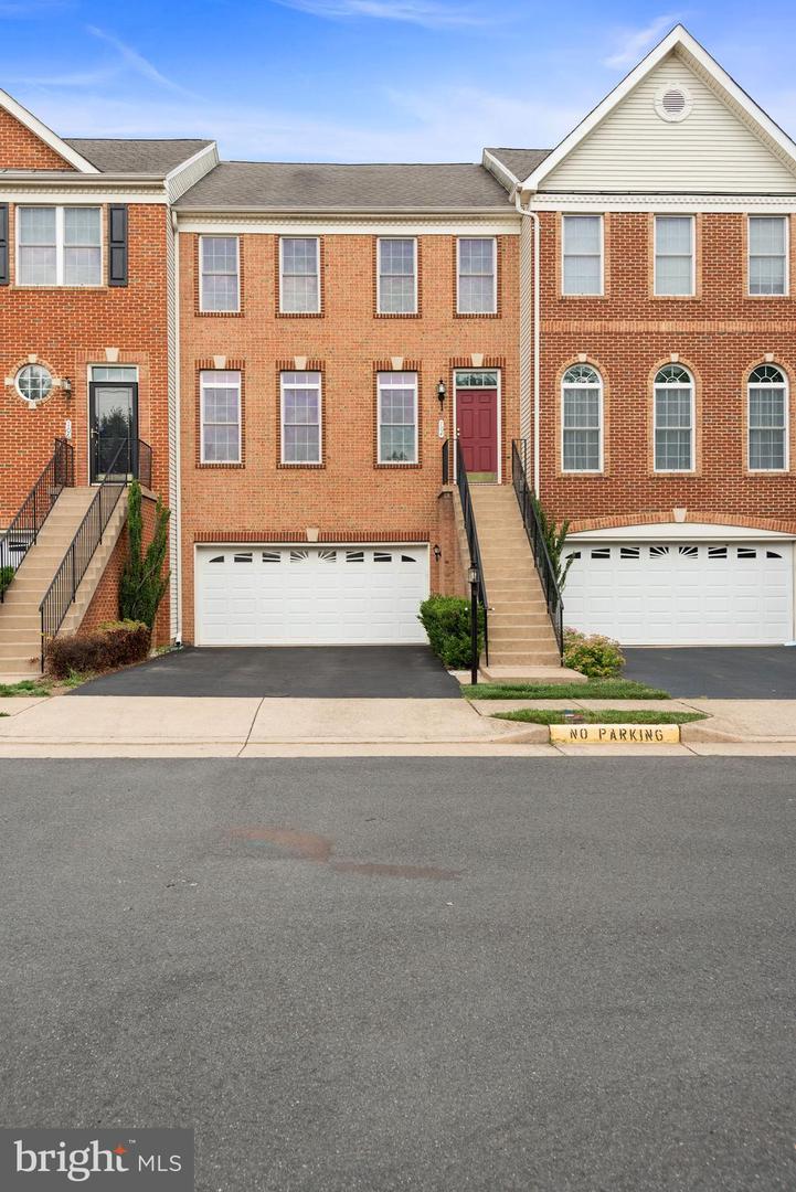 104 IVY HILLS TERRACE
