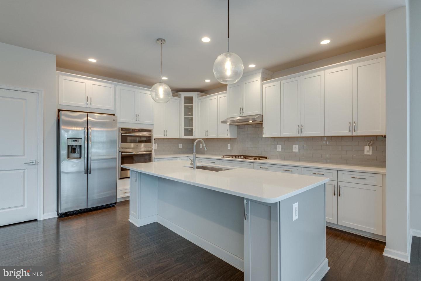 41256 LENAH POINT DRIVE