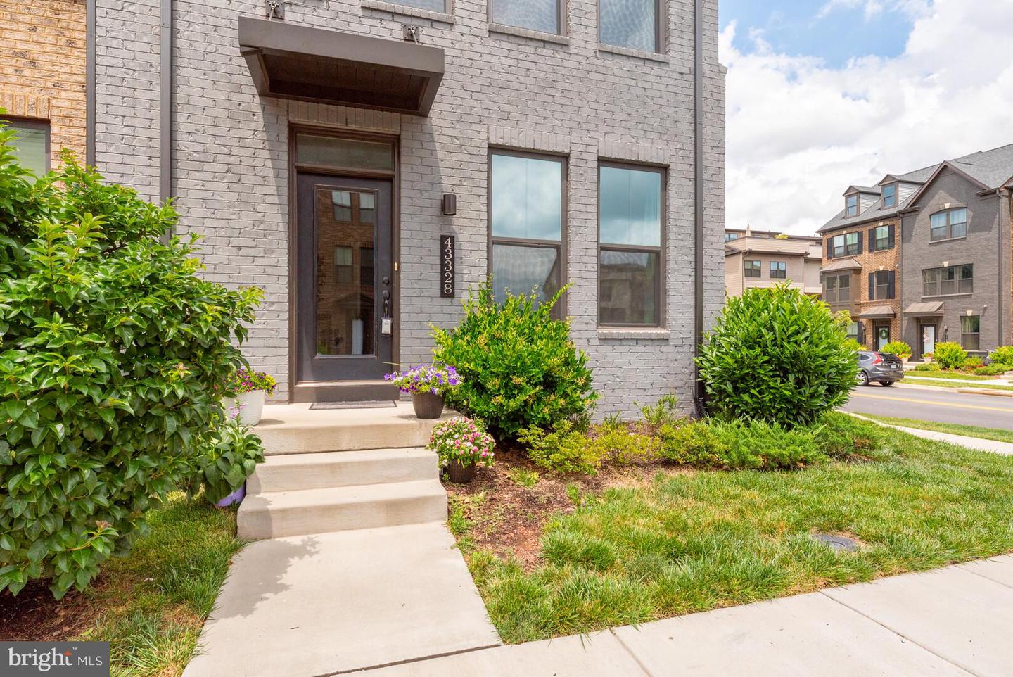 43328 JOHN MICHAEL TERRACE