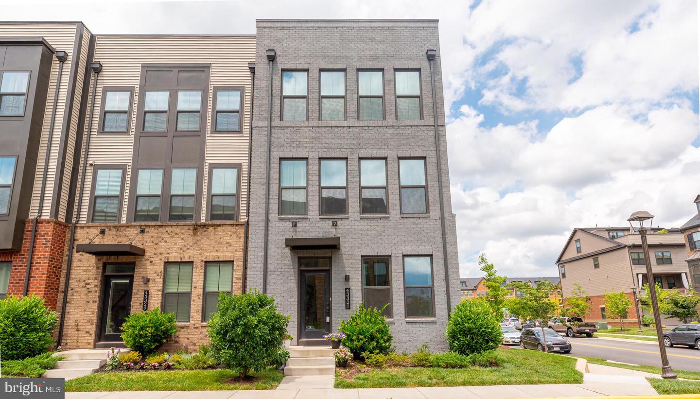 43328 JOHN MICHAEL TERRACE