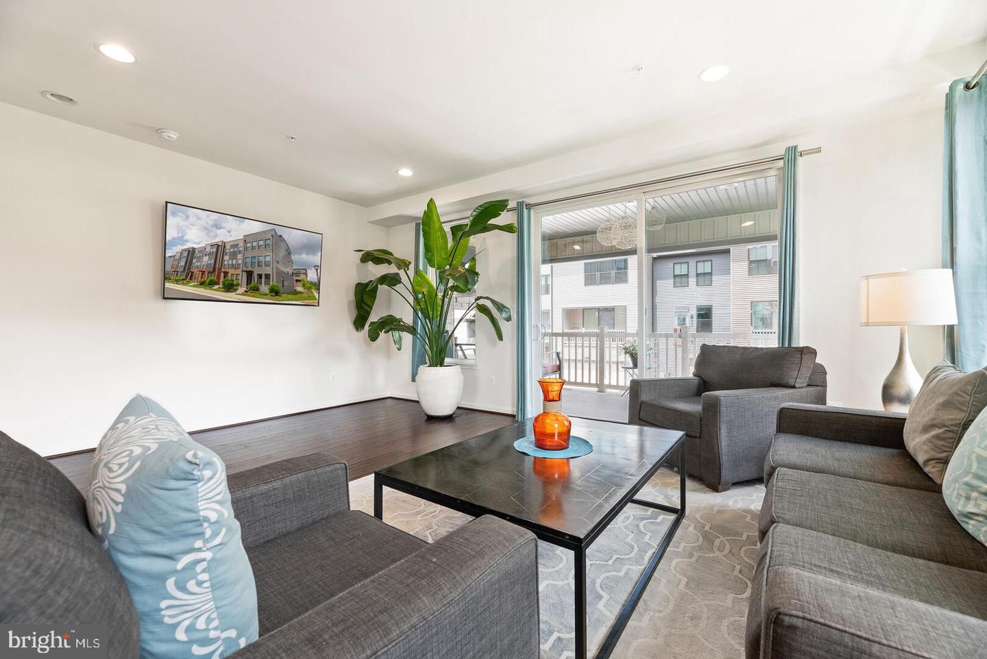 43328 JOHN MICHAEL TERRACE