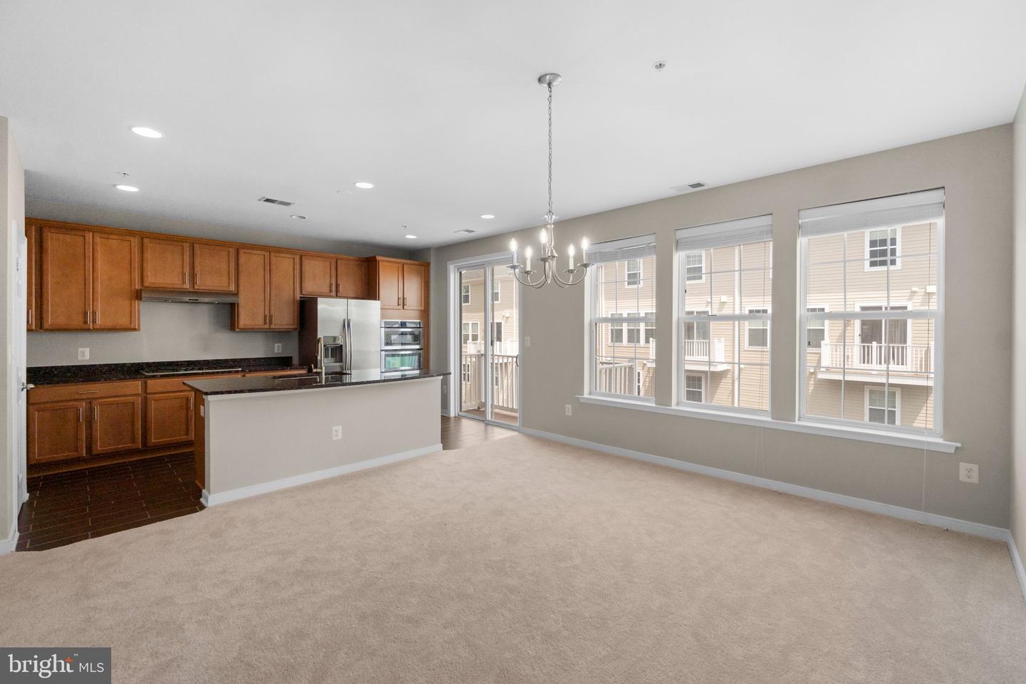 25552 CASALE TERRACE