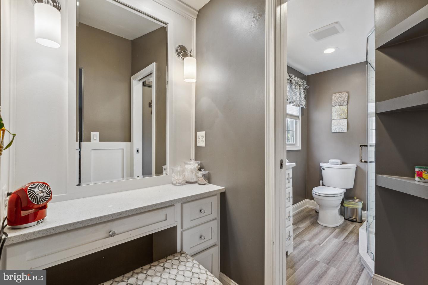 114 N LAURA ANNE DRIVE