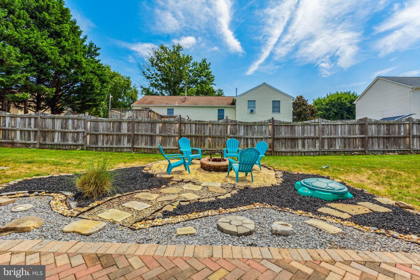 114 N LAURA ANNE DRIVE