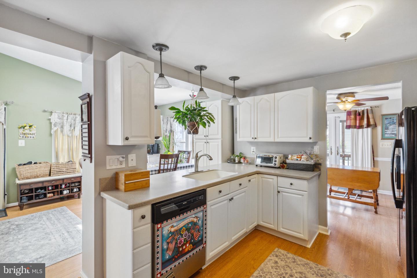 114 N LAURA ANNE DRIVE