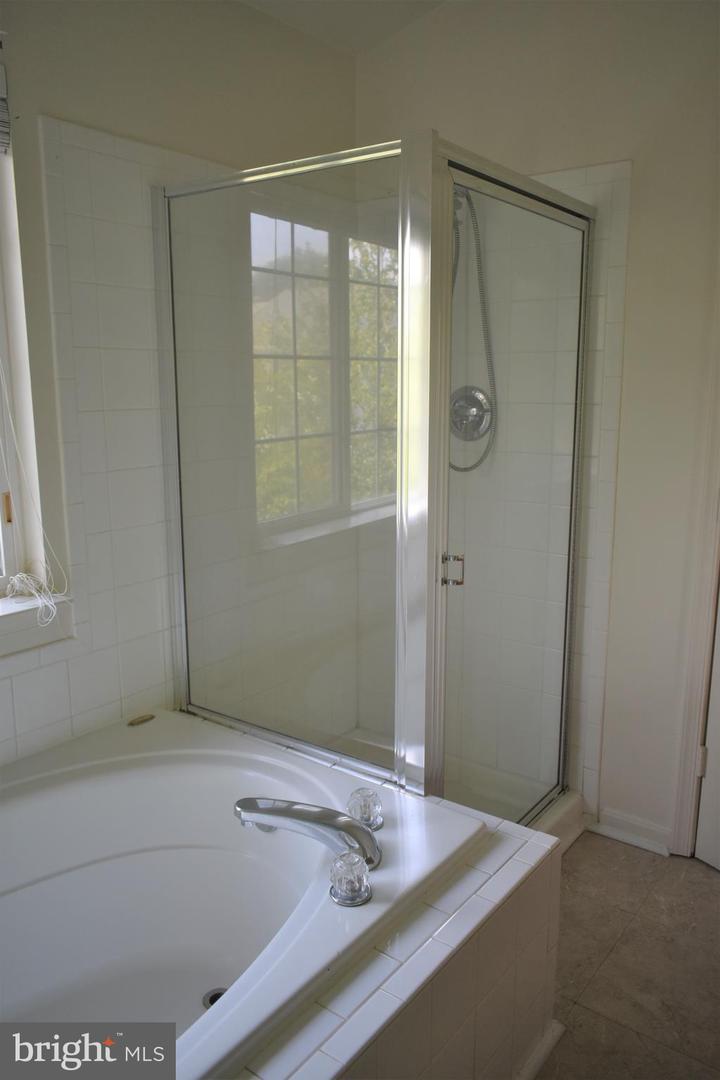 43213 RIBBONCREST TERRACE