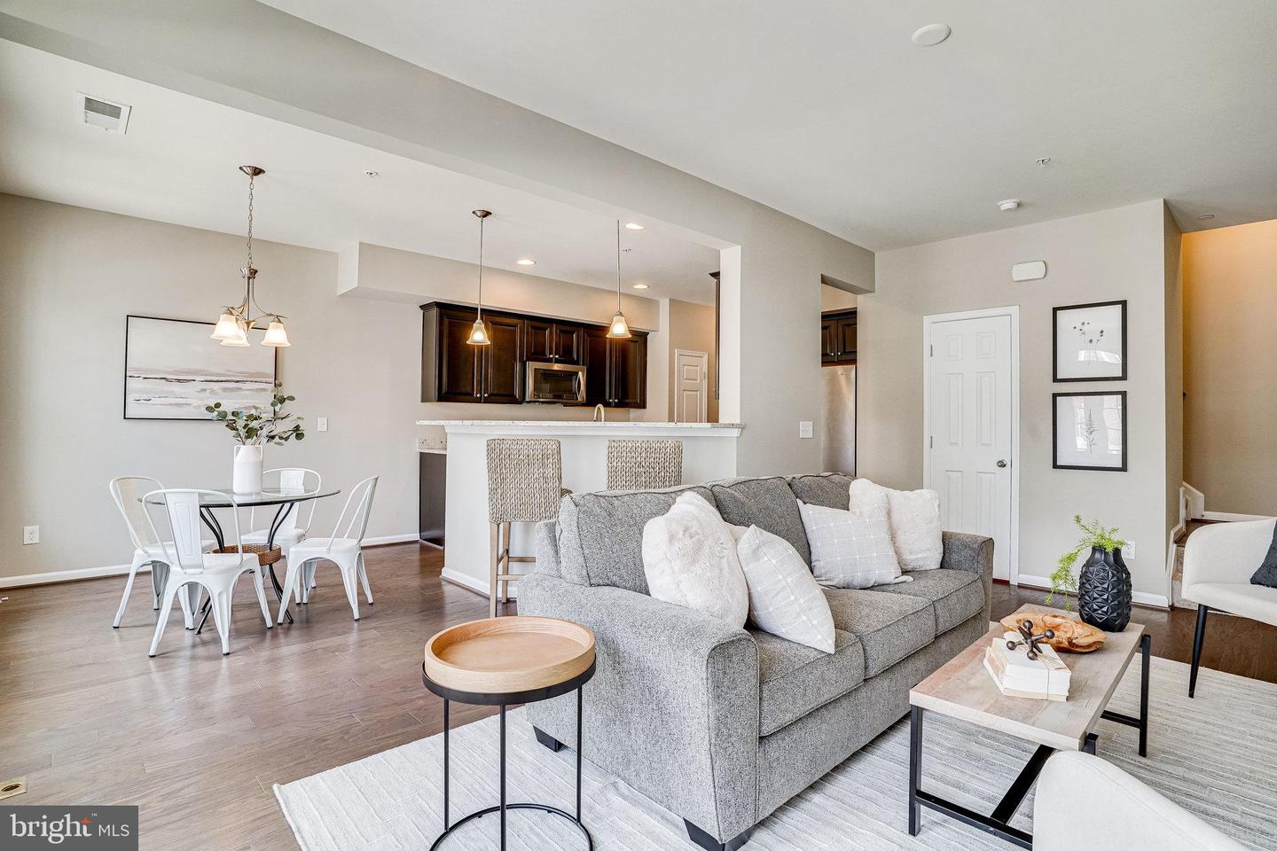 25225 SPLIT CREEK TERRACE Unit: 8B5