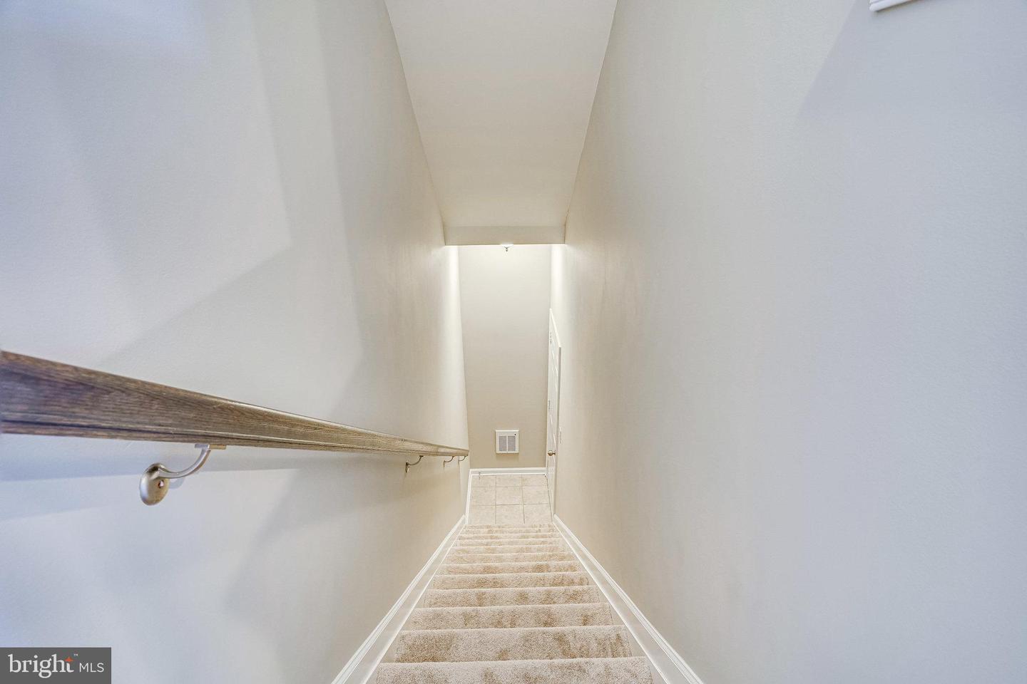 25225 SPLIT CREEK TERRACE Unit: 8B5
