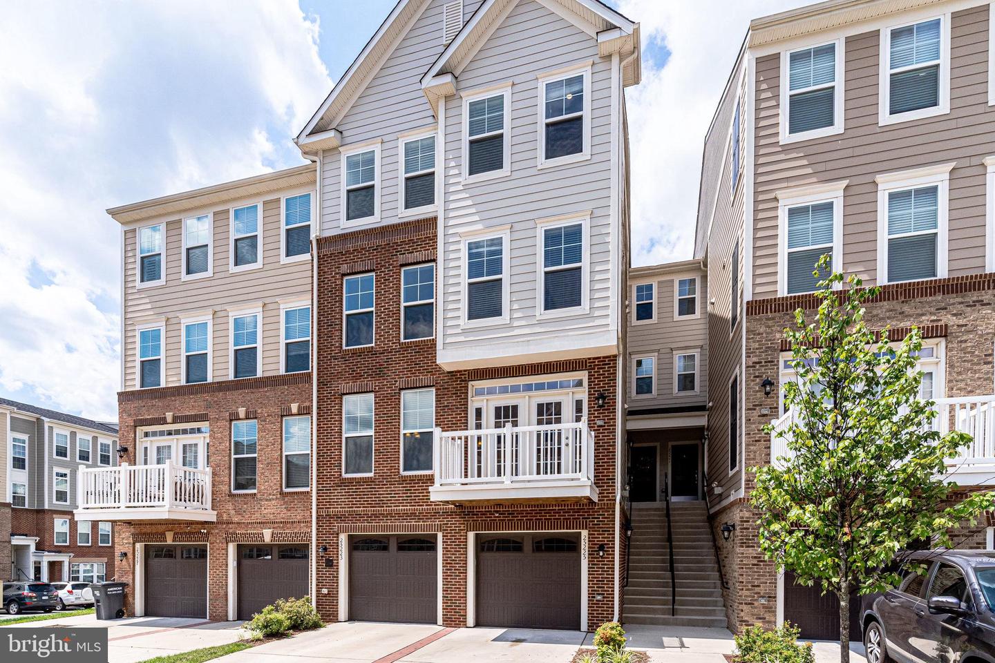 25225 SPLIT CREEK TERRACE Unit: 8B5