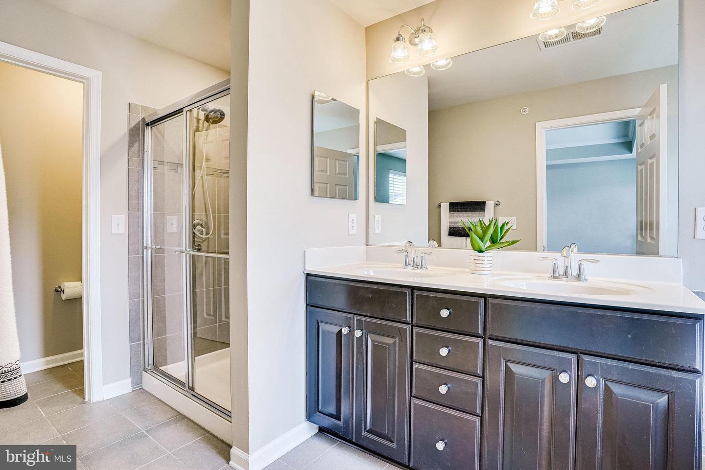 25225 SPLIT CREEK TERRACE Unit: 8B5