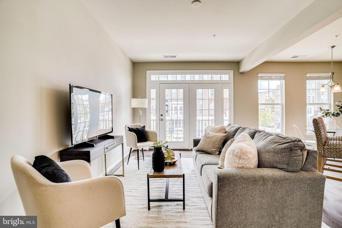 25225 SPLIT CREEK TERRACE Unit: 8B5