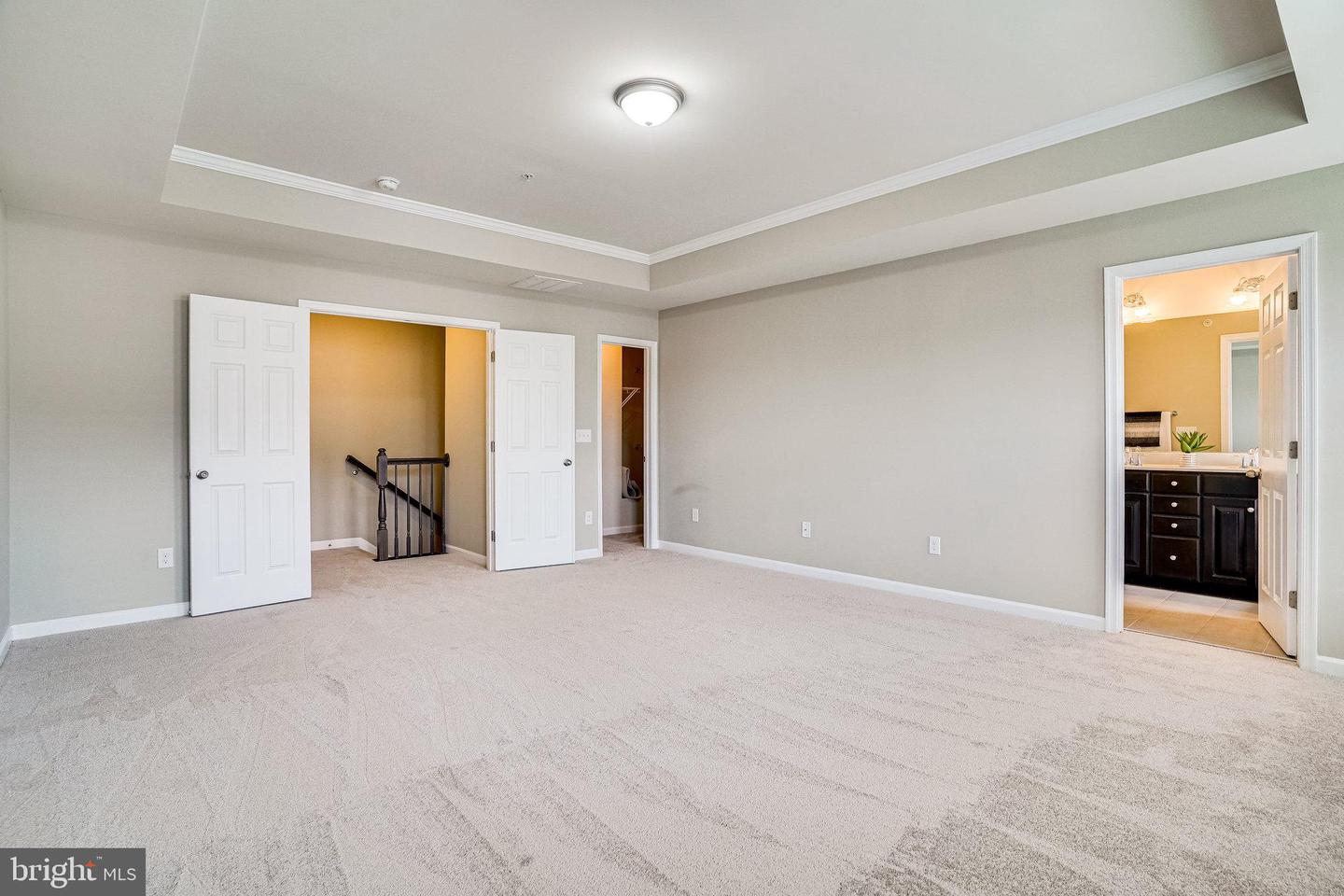 25225 SPLIT CREEK TERRACE Unit: 8B5