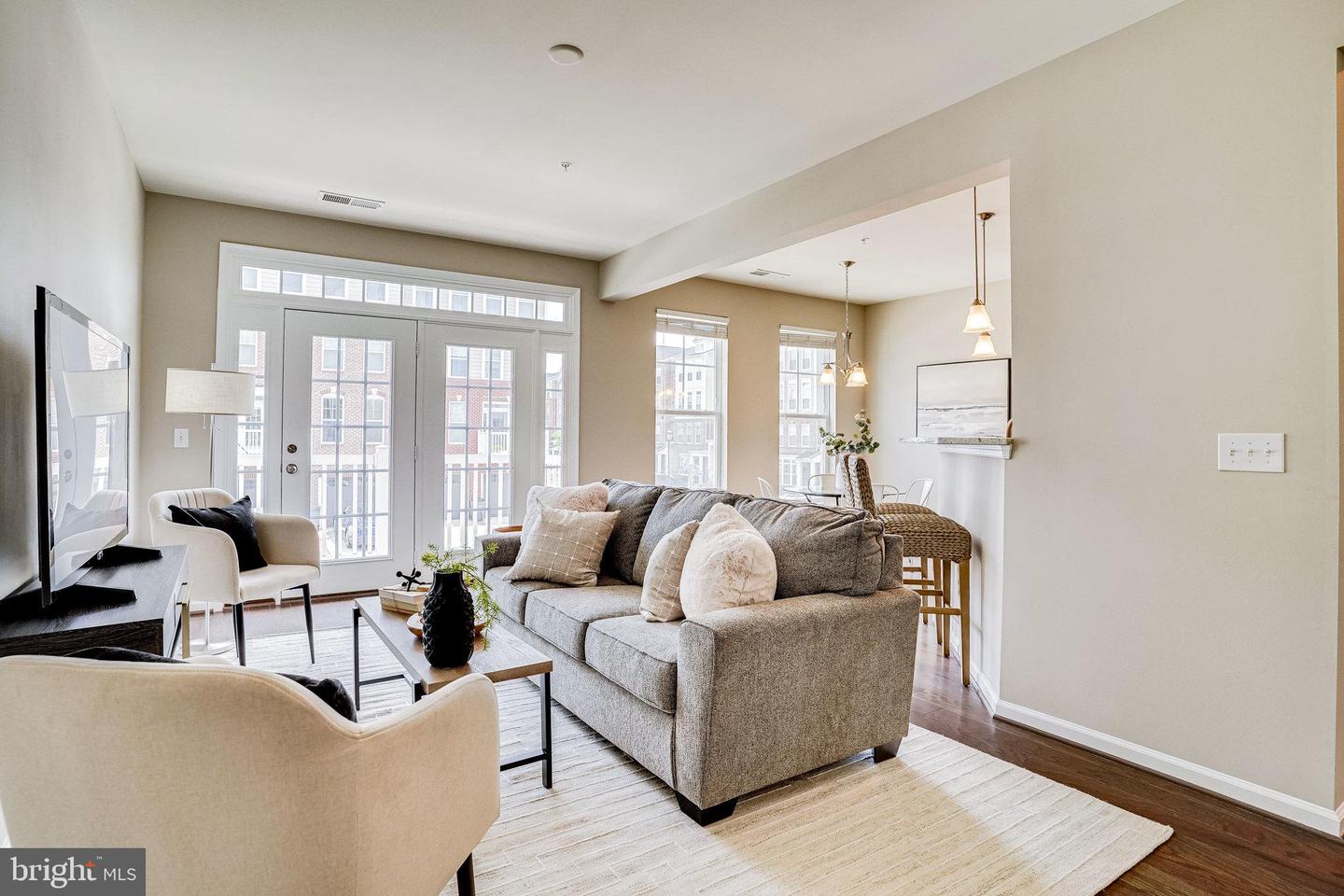 25225 SPLIT CREEK TERRACE Unit: 8B5