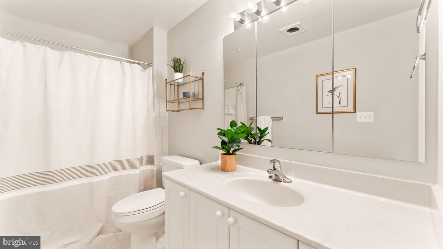 19355 CYPRESS RIDGE TERRACE Unit: 1001