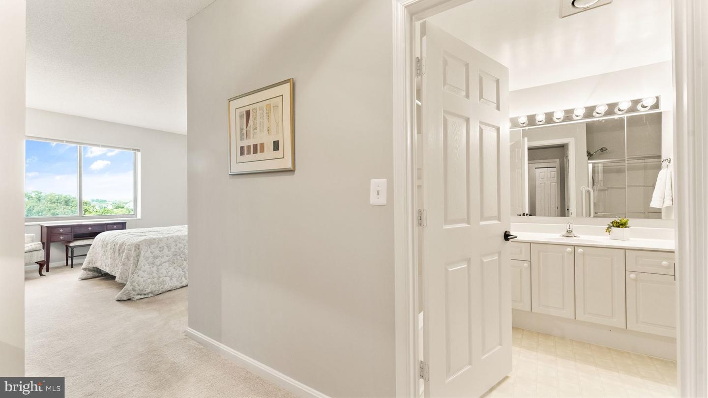 19355 CYPRESS RIDGE TERRACE Unit: 1001