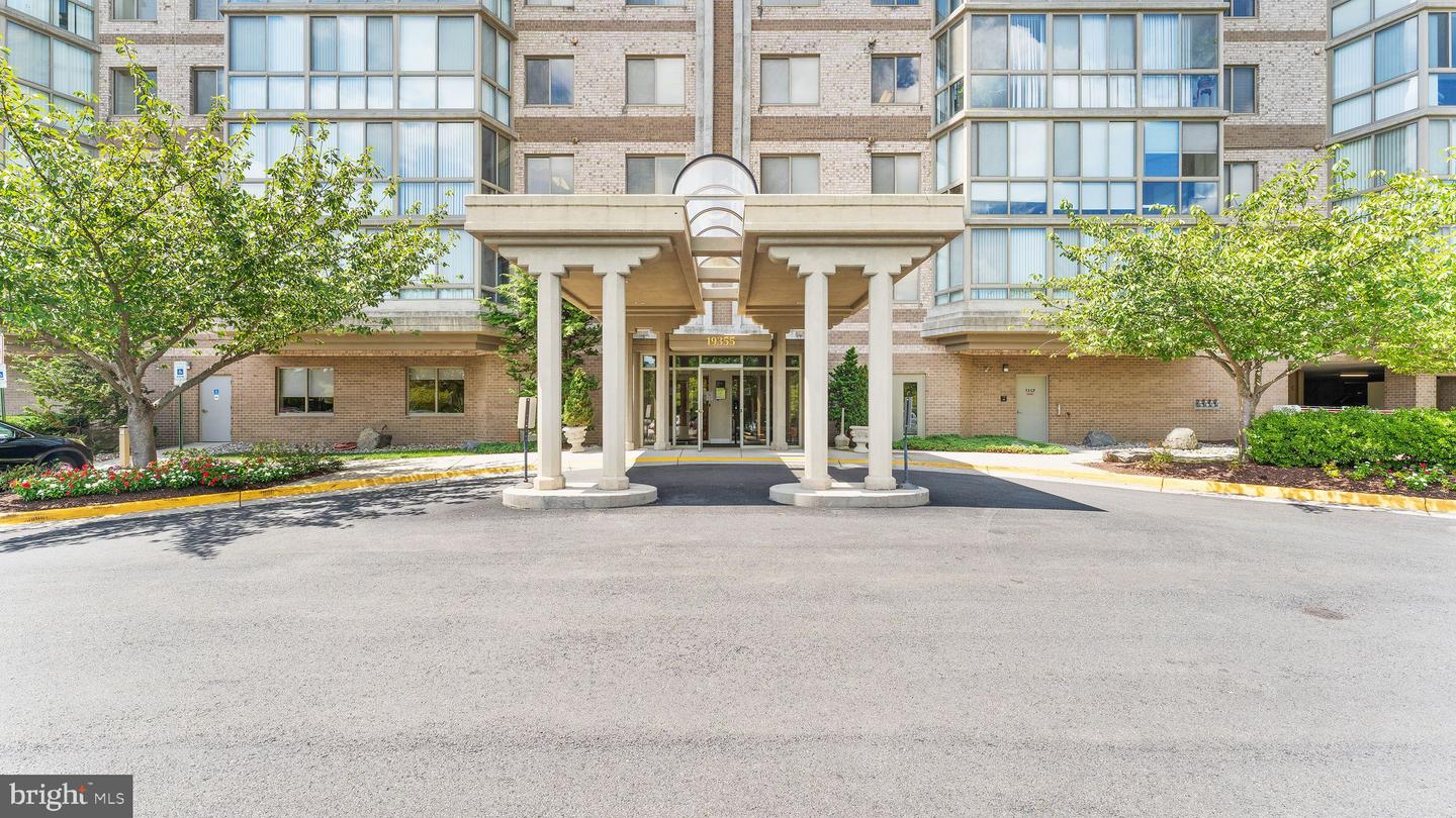 19355 CYPRESS RIDGE TERRACE Unit: 1001