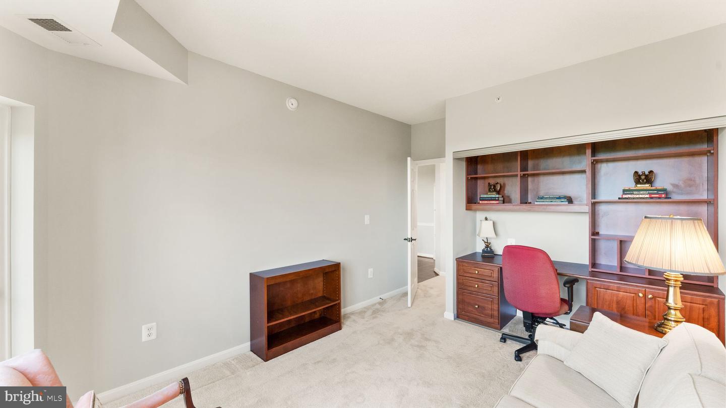 19355 CYPRESS RIDGE TERRACE Unit: 1001