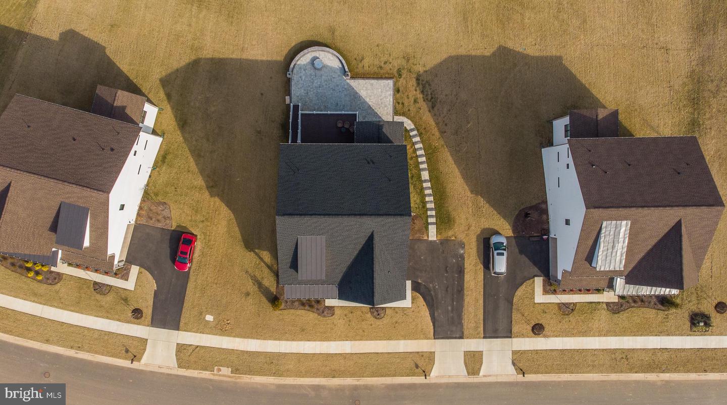 24948 FALLING BROOK CIRCLE