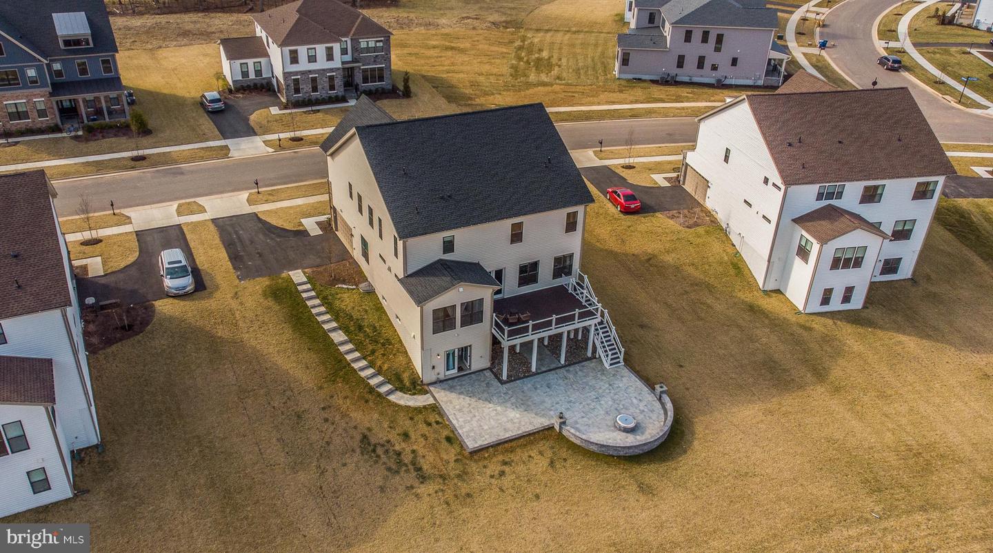 24948 FALLING BROOK CIRCLE