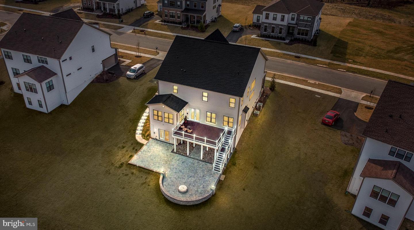 24948 FALLING BROOK CIRCLE