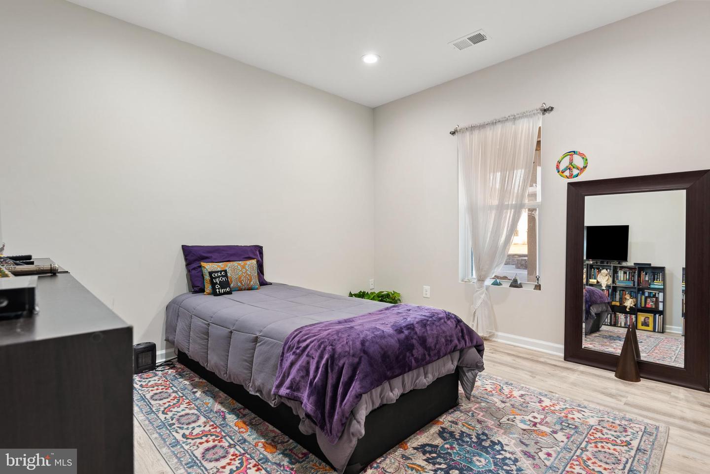 24948 FALLING BROOK CIRCLE