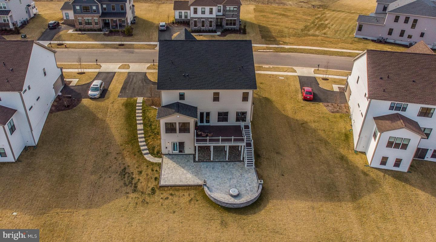 24948 FALLING BROOK CIRCLE