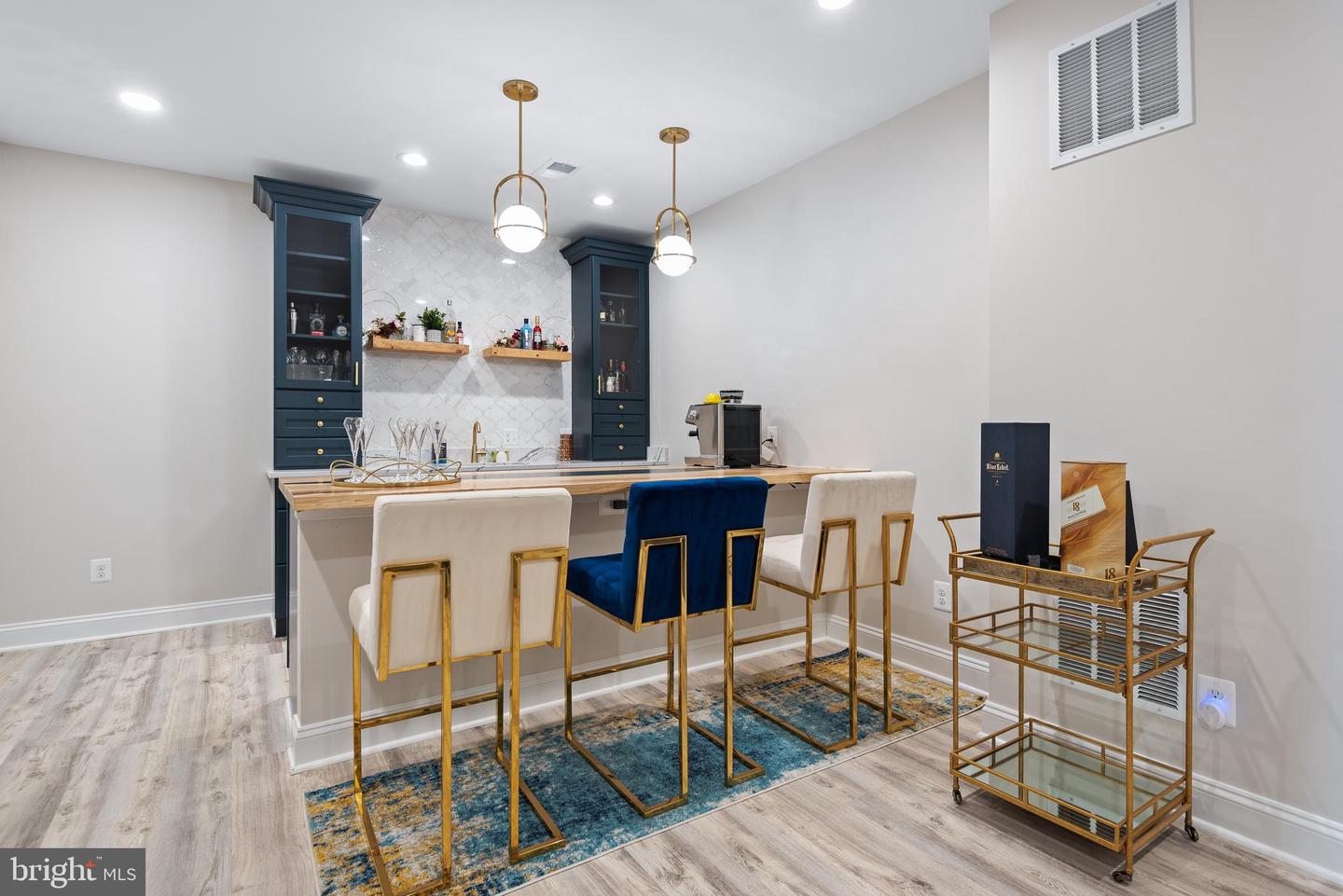 24948 FALLING BROOK CIRCLE
