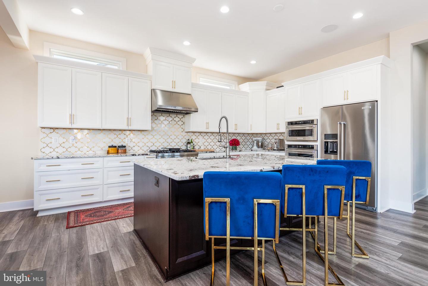 24948 FALLING BROOK CIRCLE