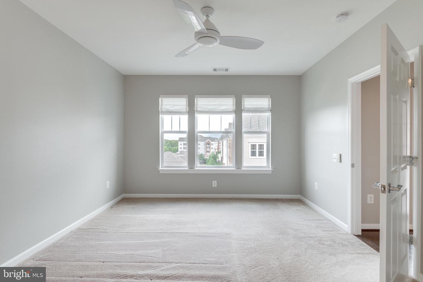 20655 HOPE SPRING TERRACE Unit: 402