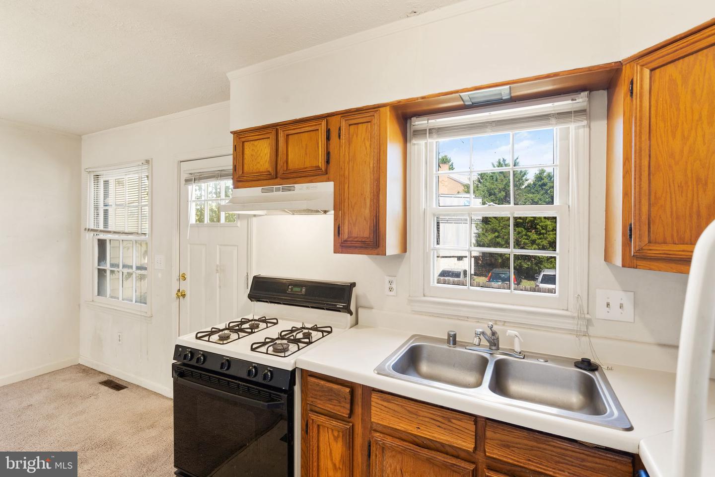 66 PLAZA STREET NE Unit: 126