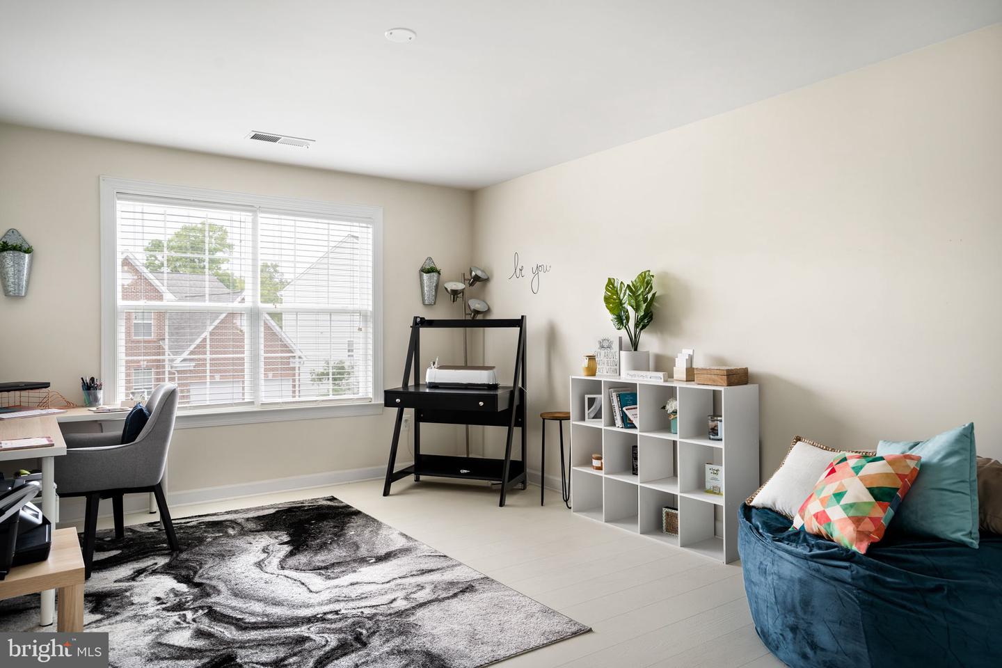 25202 CRESTED WHEAT DRIVE