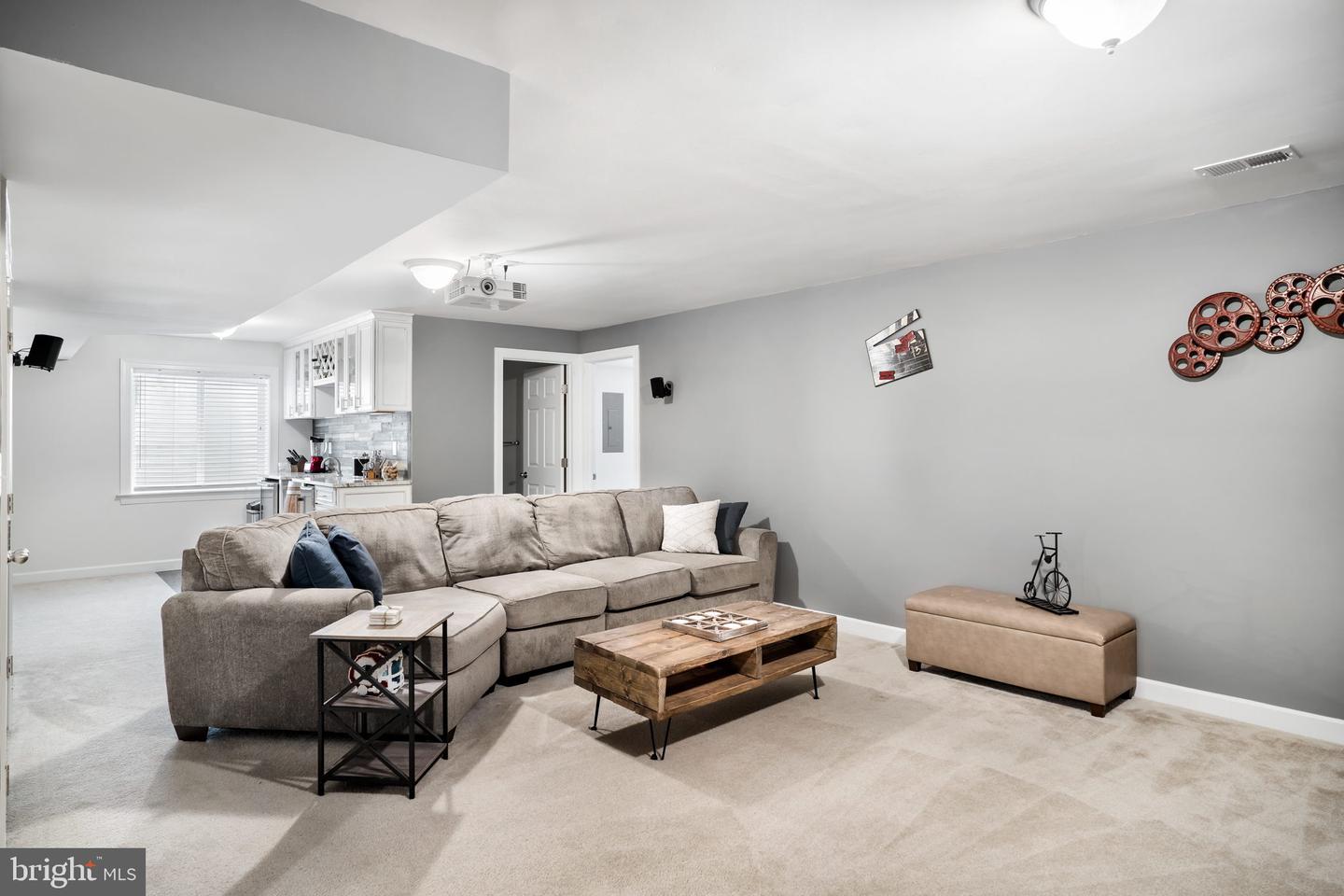 25202 CRESTED WHEAT DRIVE