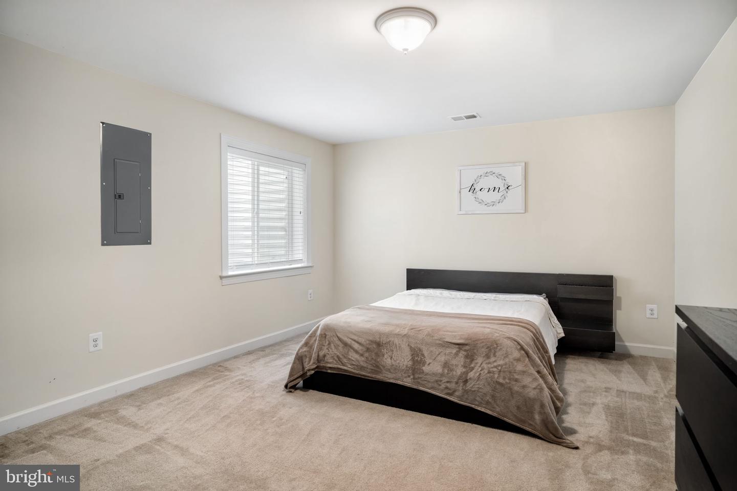 25202 CRESTED WHEAT DRIVE