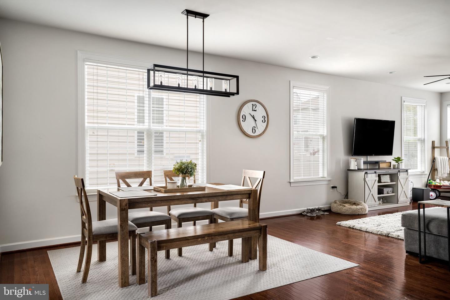 25202 CRESTED WHEAT DRIVE