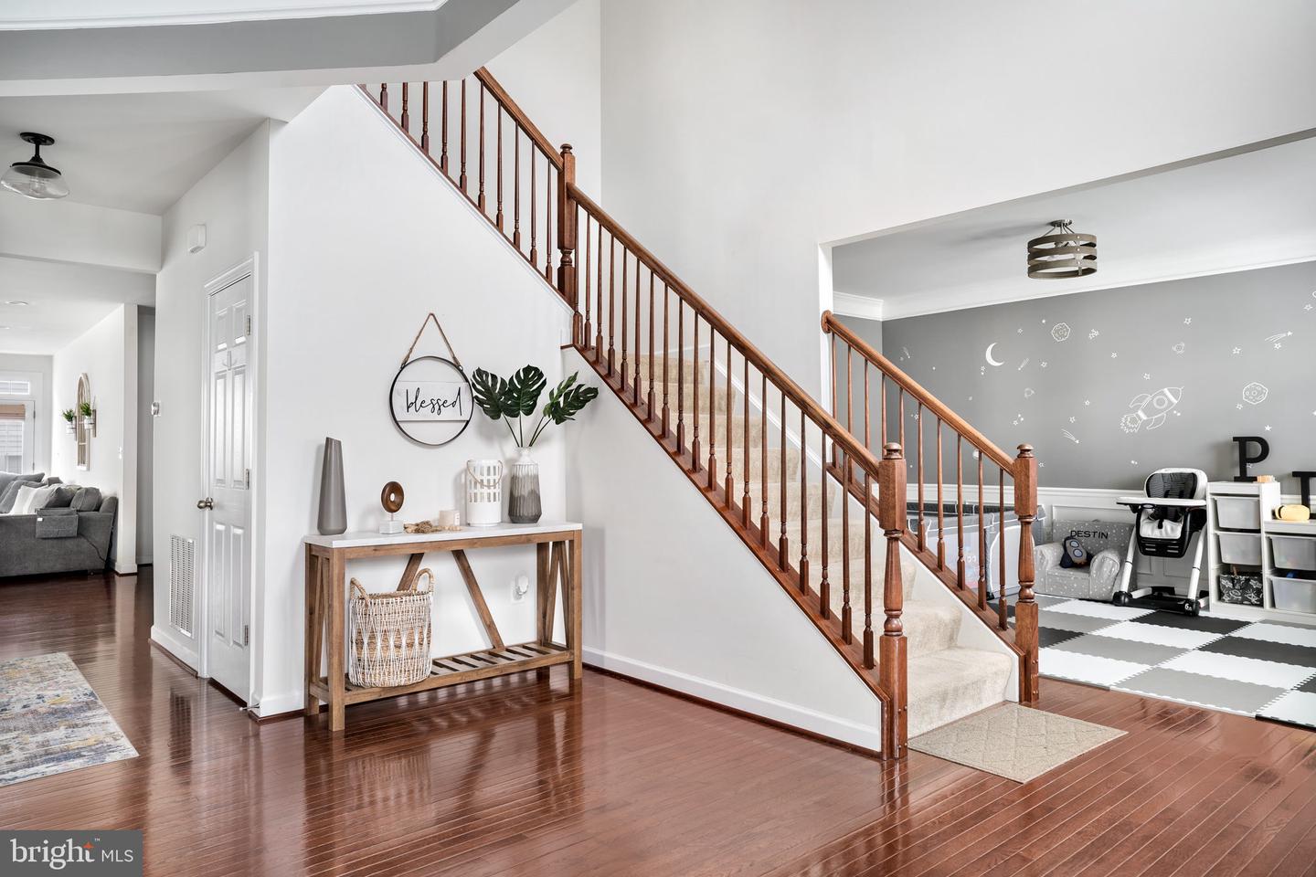 25202 CRESTED WHEAT DRIVE