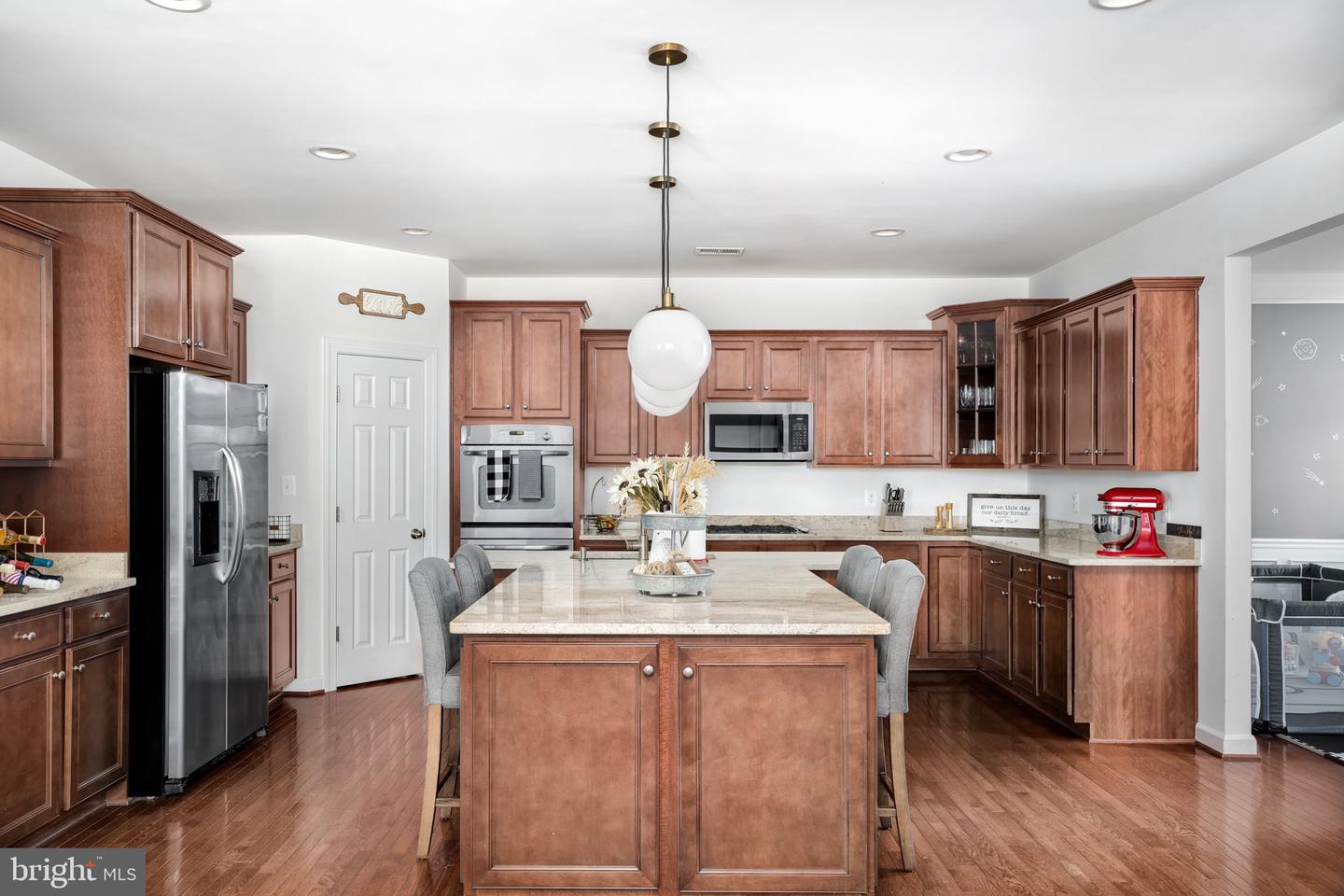 25202 CRESTED WHEAT DRIVE