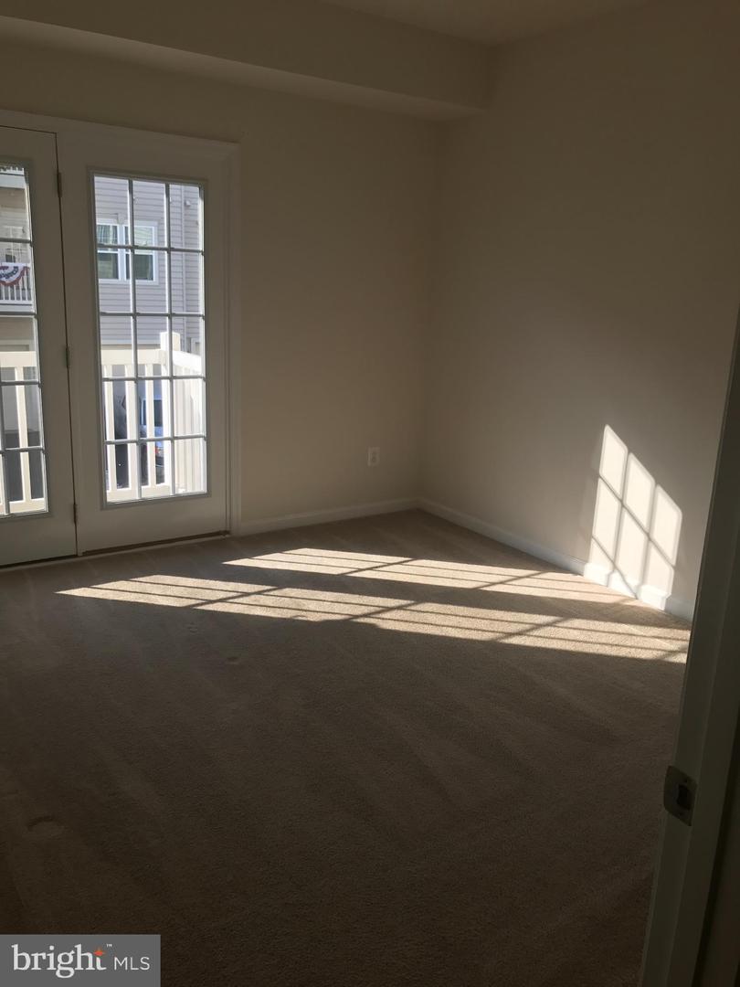 24598 JOHNSON OAK