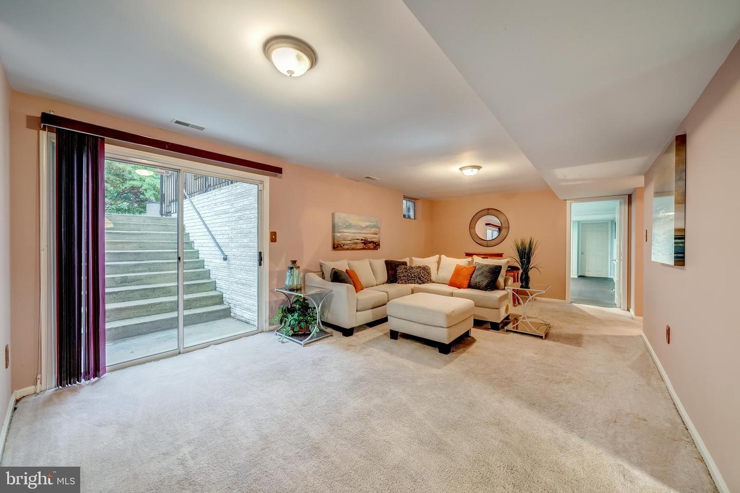 20801 CROFTON COURT