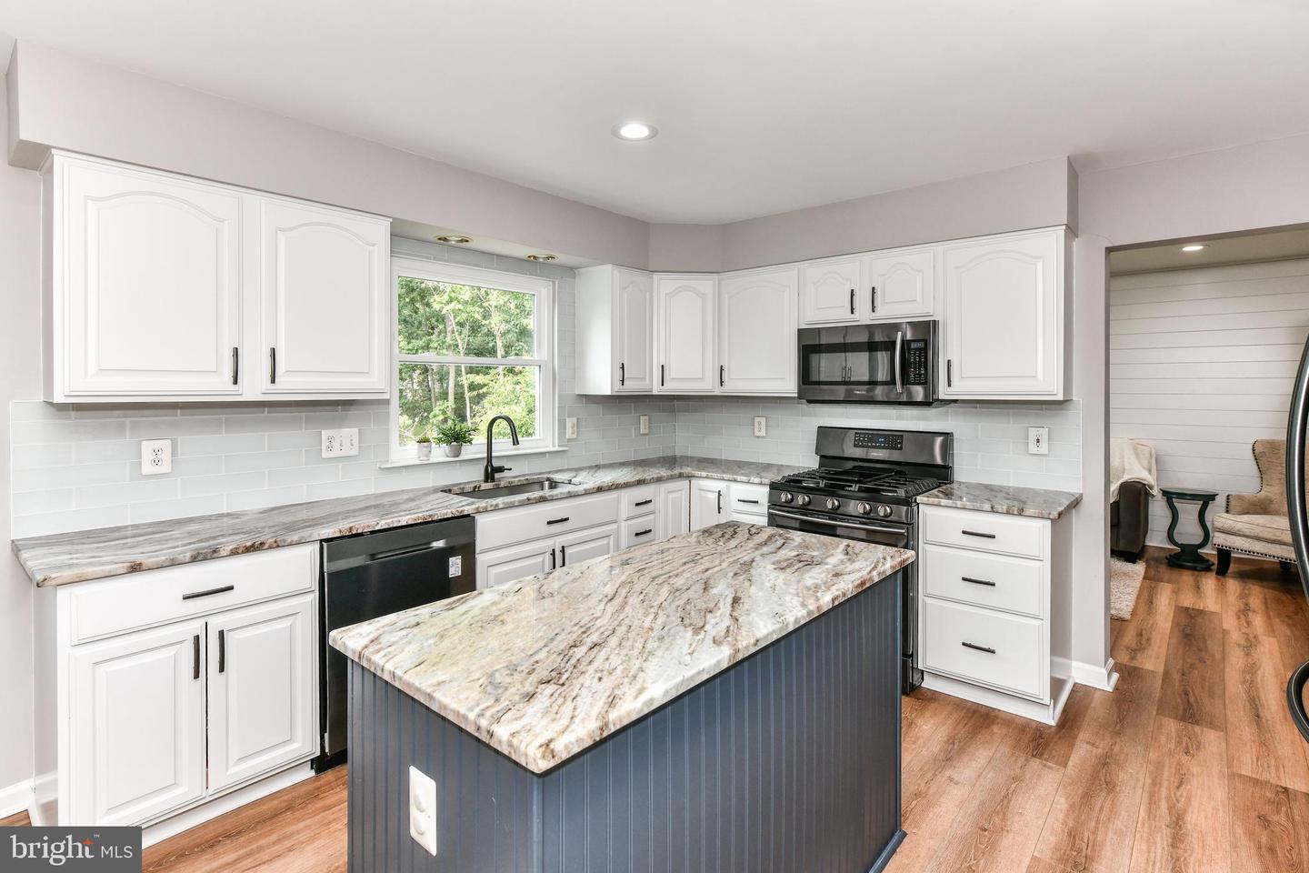 20311 BROAD RUN DRIVE