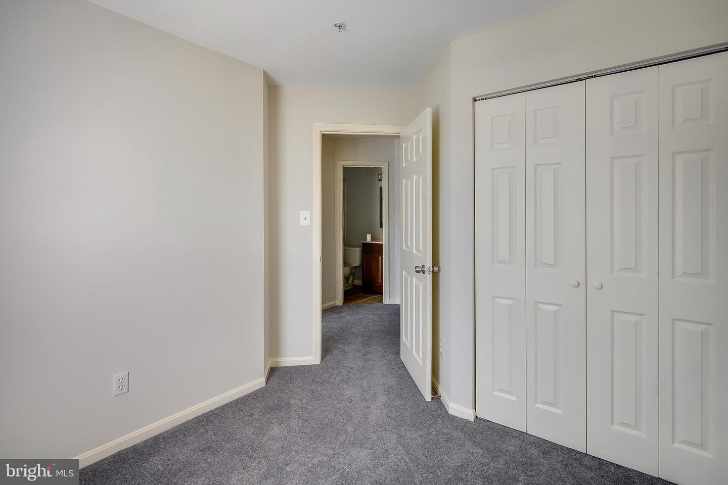 124 GOLDSWORTH TERRACE SW