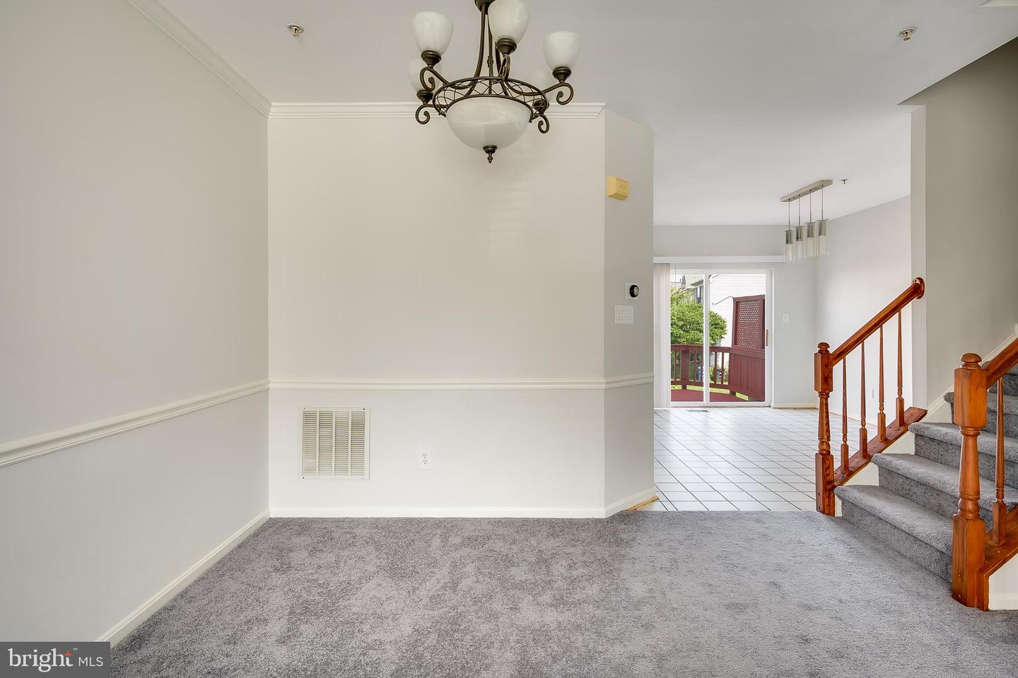 124 GOLDSWORTH TERRACE SW
