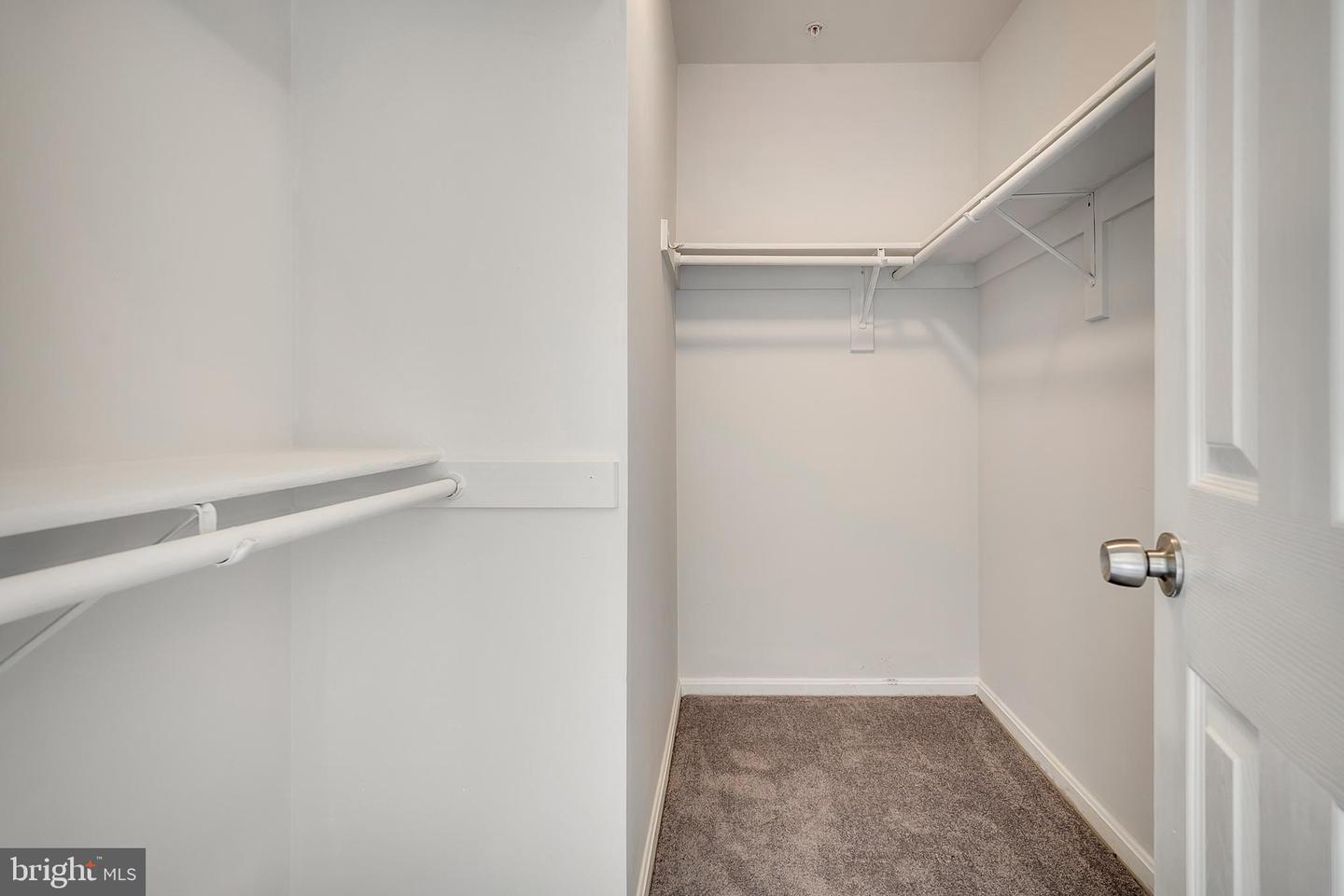 124 GOLDSWORTH TERRACE SW