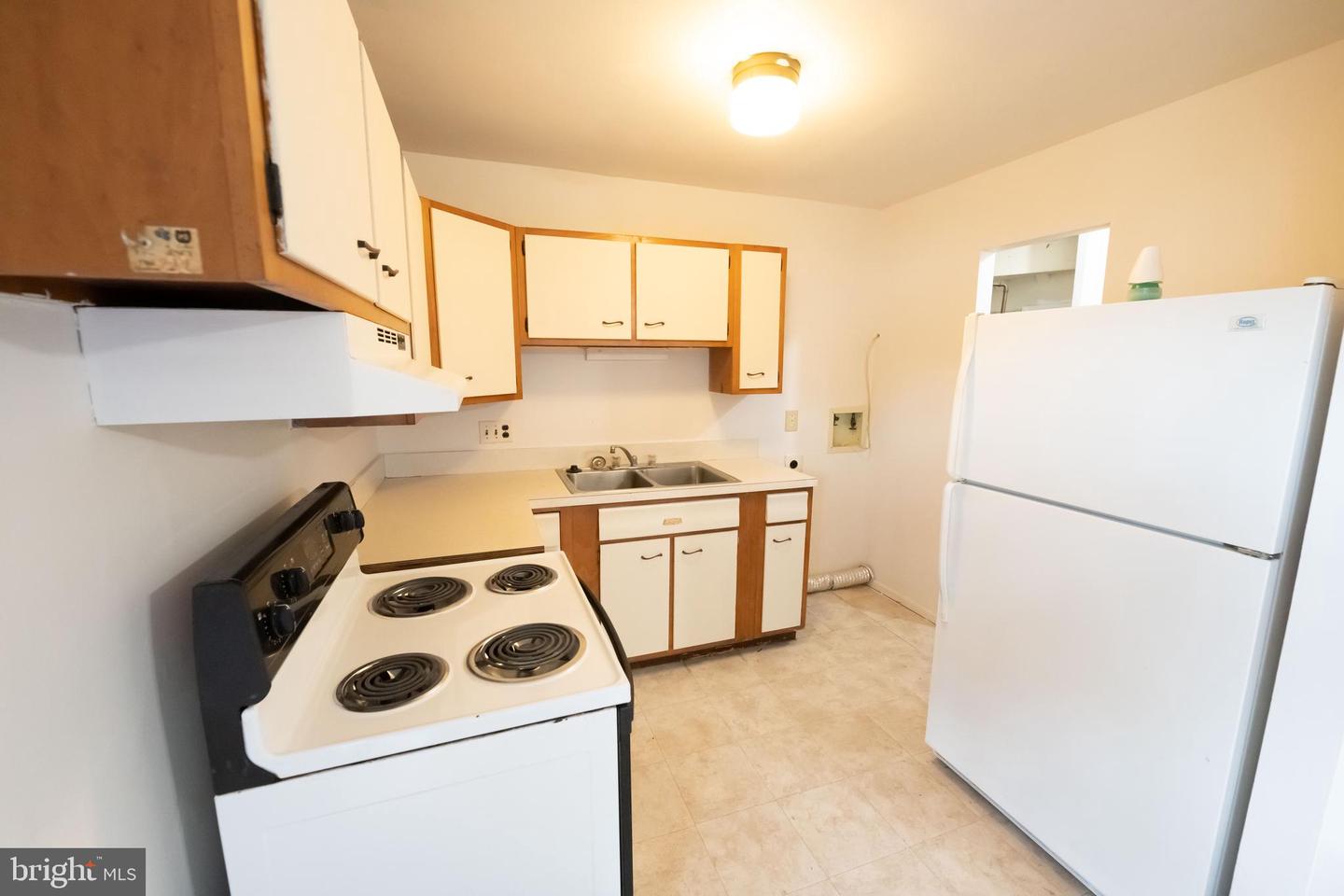 312 E CORNELL DRIVE E Unit: 167