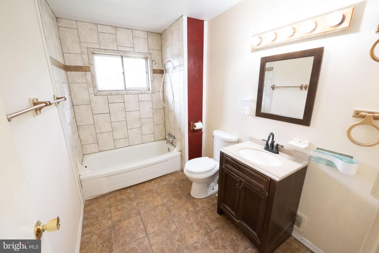 312 E CORNELL DRIVE E Unit: 167