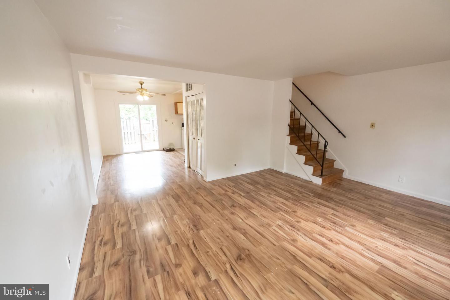 312 E CORNELL DRIVE E Unit: 167