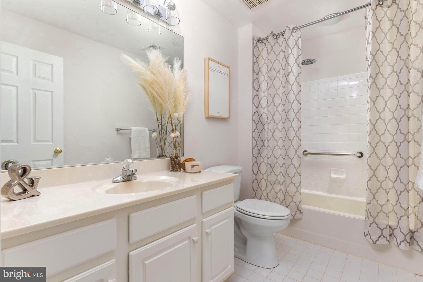 43047 LAKE RIDGE PLACE