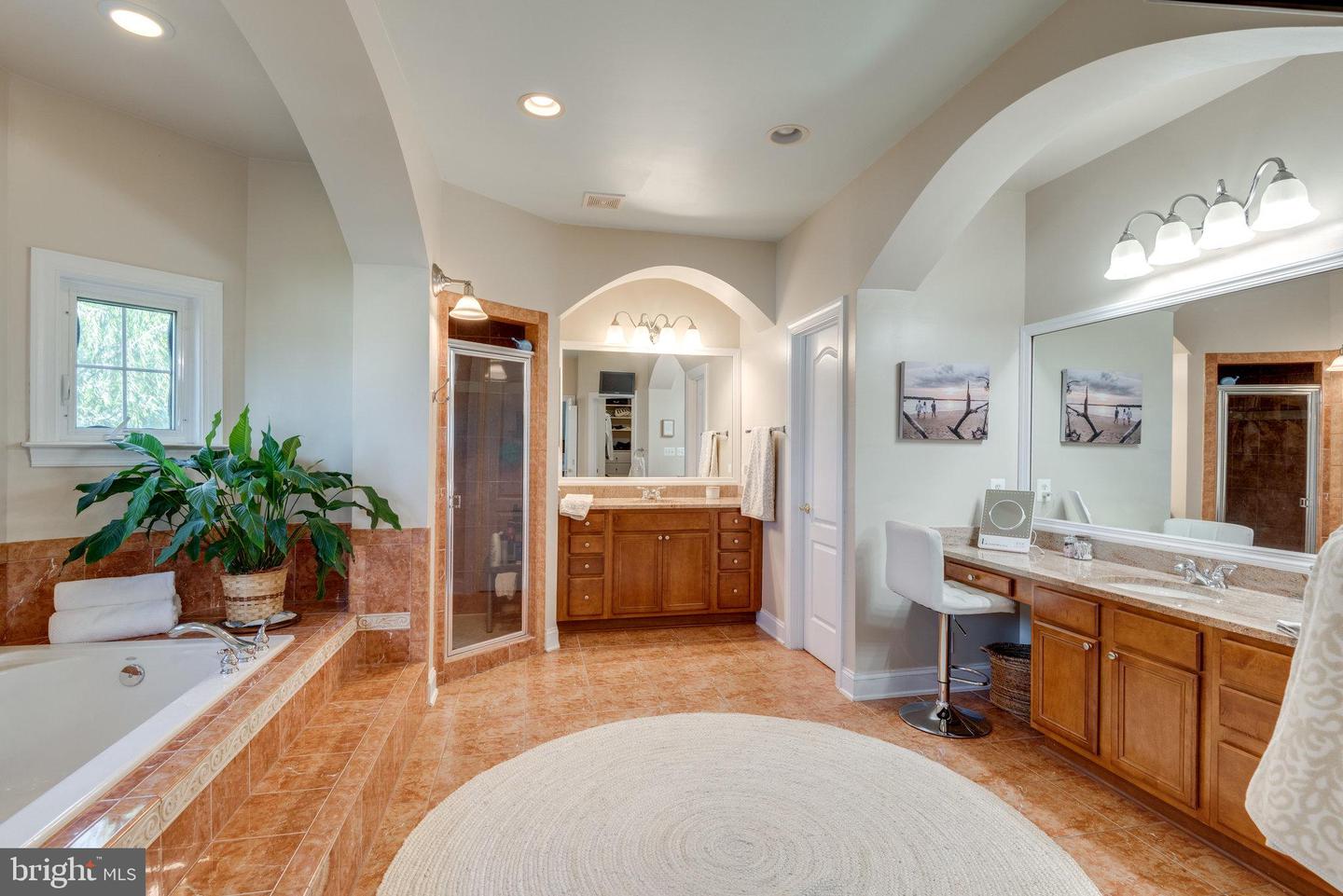 22814 ARBOR VIEW DRIVE