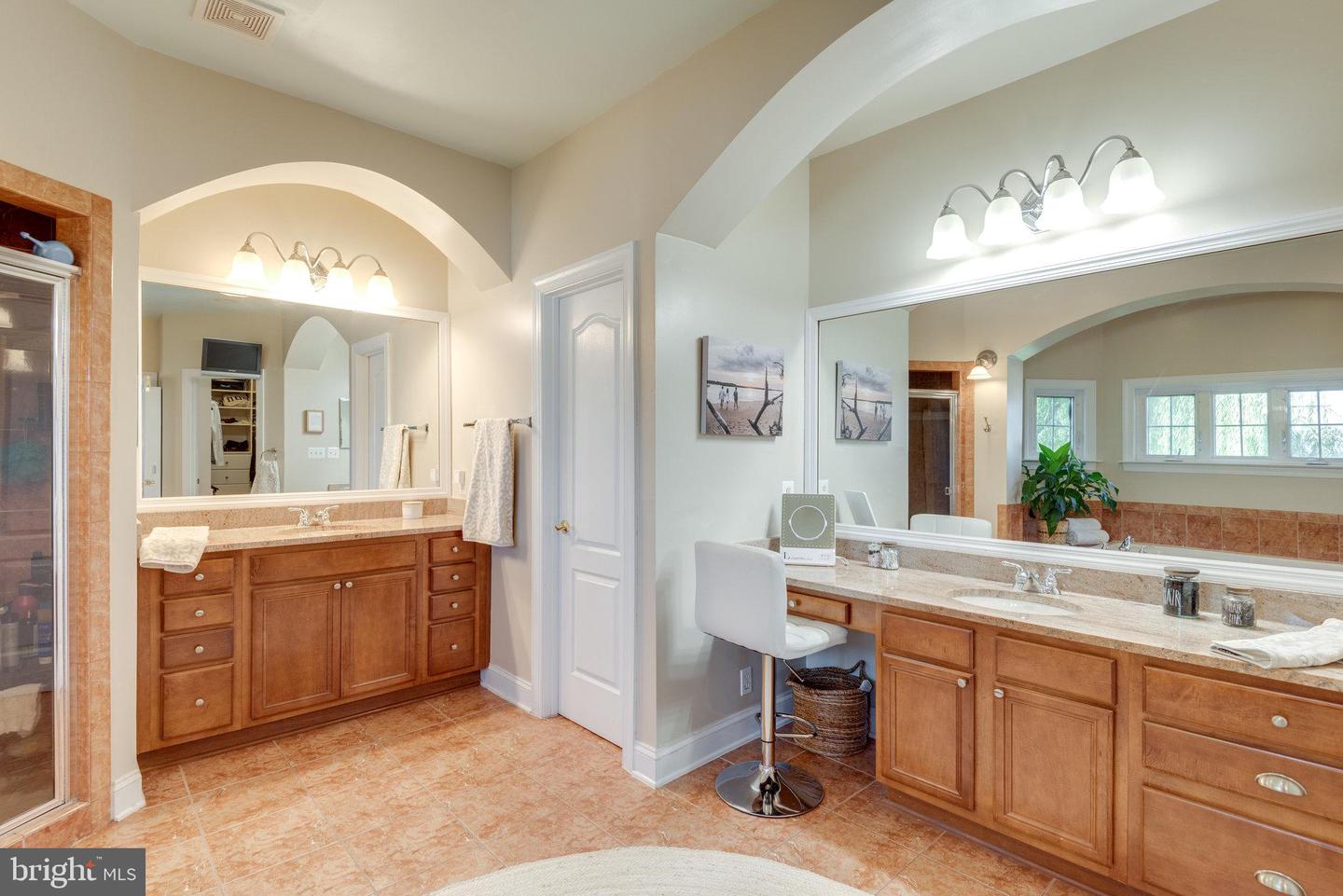 22814 ARBOR VIEW DRIVE