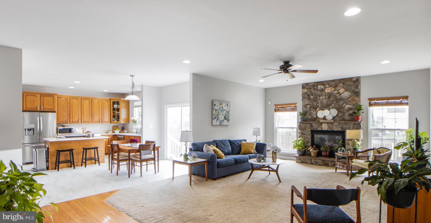 115 RICHARD DRIVE SE