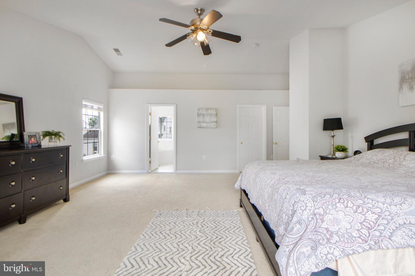 115 RICHARD DRIVE SE